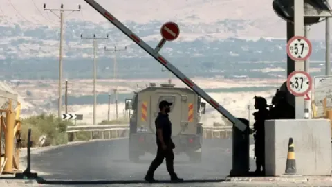 Two Persons Gunned Down in Incident Near Jordan-West Bank Passage, IDF States