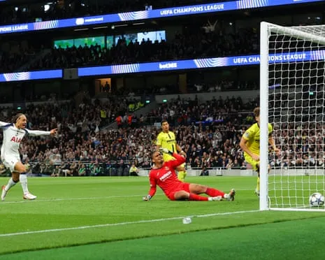Luiz Júnior's Crucial Mistake Hands Spurs First Triumph